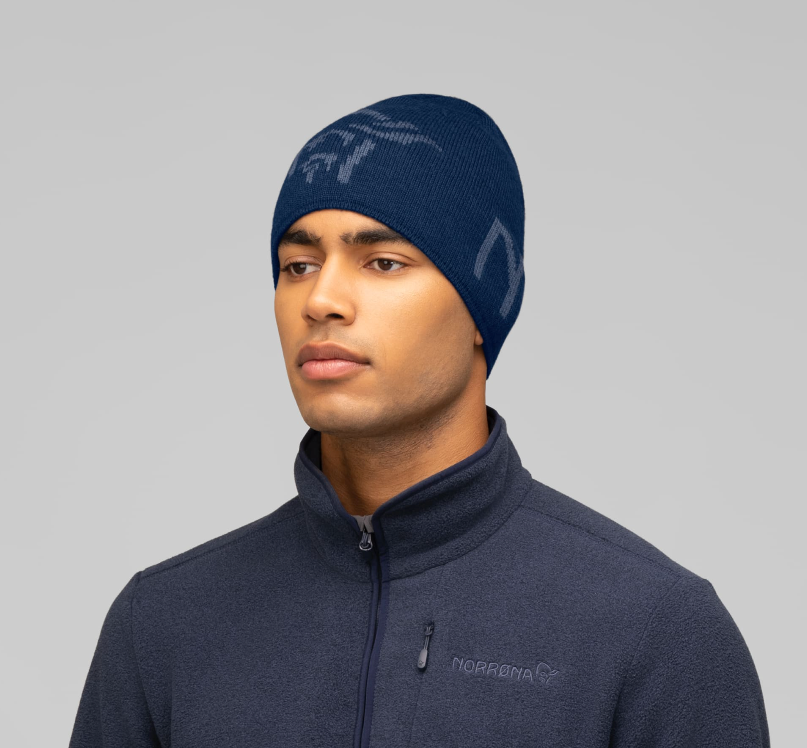 mid merinoUll logo Beanie